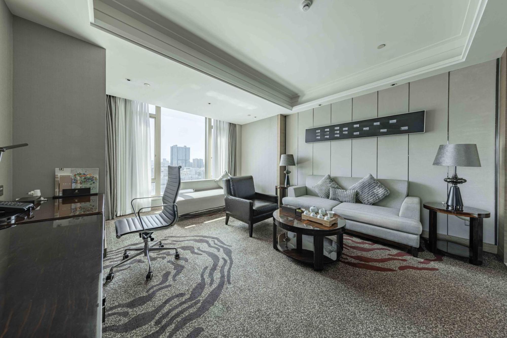 Shenzhen Langyue International Hotel Exterior photo